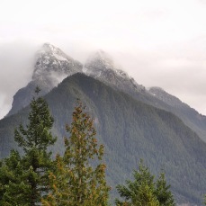 Clouds Hang in Central Cascades