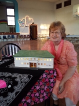 Bonnie Hollingsworth with scale model